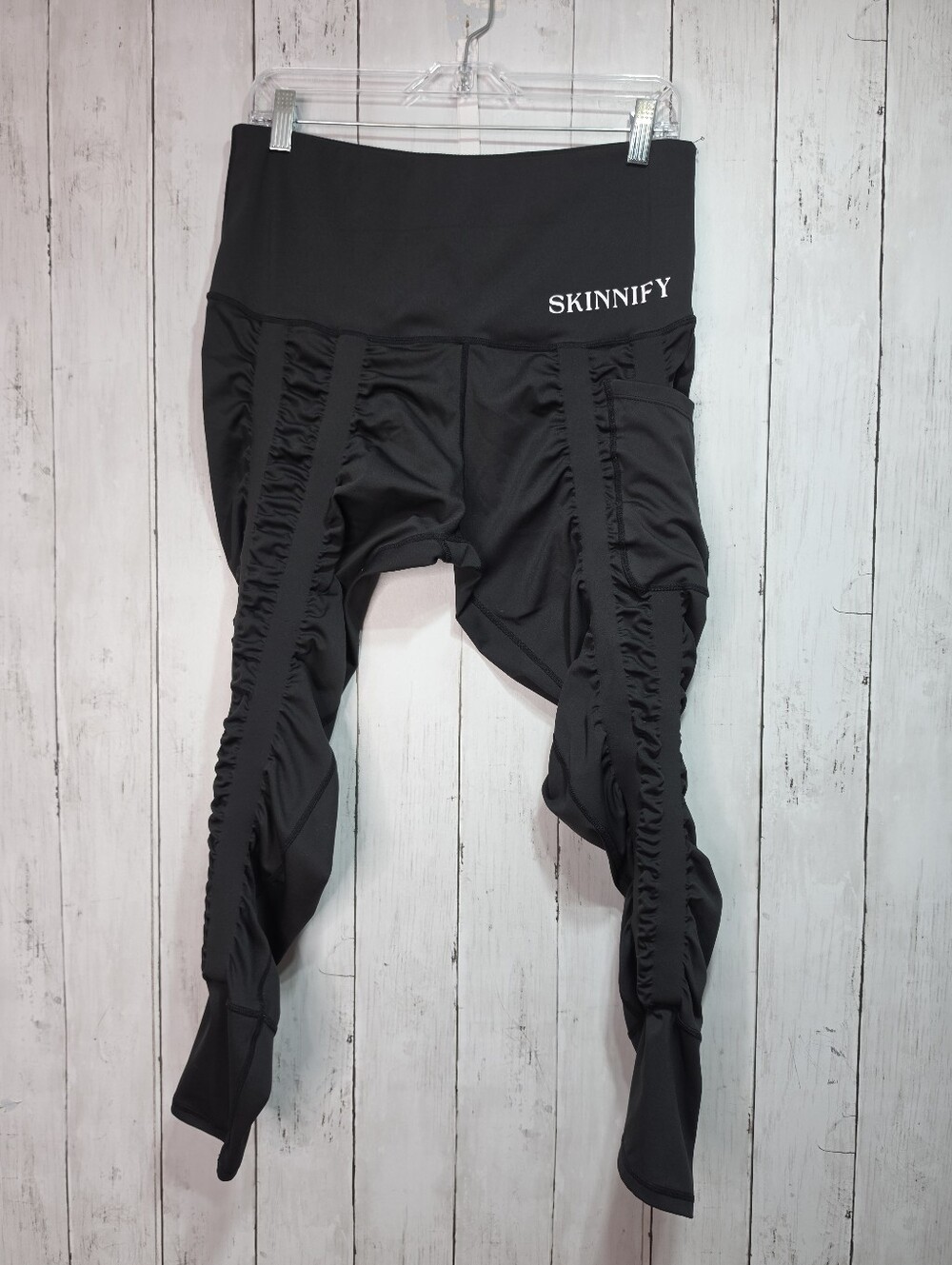 Skinnify Women's Black Resistance Band Pullon High Rise Leggings Size XL.